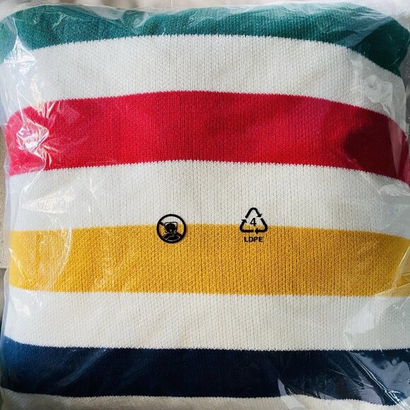 Hudson Bay Company Stripe, 100% cotton -  Pillow. Sz 19 in x 19 in.  NWT - Picture 1 of 9